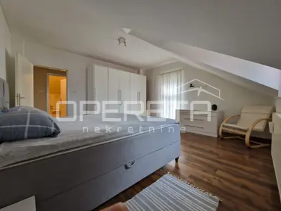 House 130 m², Gospić Centar - apartment and commercial premises - 14