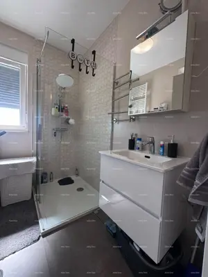 Pleasant apartment on the 3rd floor - 57 m² - 2 bedrooms - 5