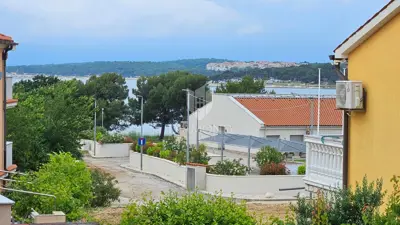Medulin, izvrsna kuća 3.red od mora - 8
