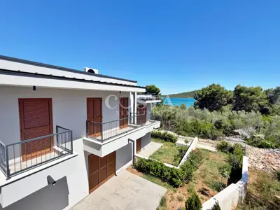 OTOK UGLJAN, KUKLJICA - Dvoetažni stan u novogradnji 50 m od mora S1