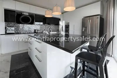 Kuća, Split, 350 m², 2 500 000 € - 10