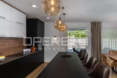 House for sale in Mošćenička Draga, 250 m² - 3