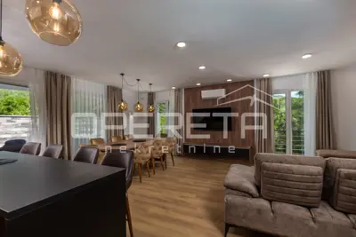 House for sale in Mošćenička Draga, 250 m² - 2