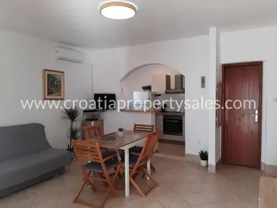 Kuća 391 m², Rogoznica - mirna uvala - 13