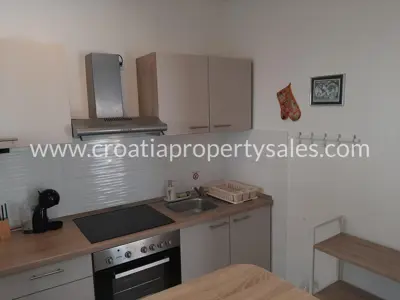 Kuća 391 m², Rogoznica - mirna uvala - 9