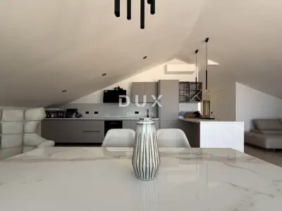 OPATIJA, CENTAR - penthouse u centru Opatije s više terasa, panoramski - 10