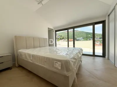 OPATIJA, CENTAR - penthouse u centru Opatije s više terasa, panoramski - 13