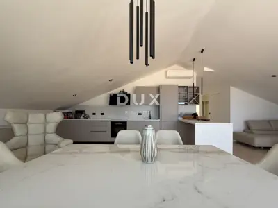OPATIJA, CENTAR - penthouse u centru Opatije s više terasa, panoramski - 9