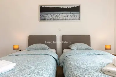 Vila 170 m², Sveti Lovreč Labinski - pogled na more i bazen - 10