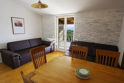 Haus zum Kauf in Labin, 450 m² - 3