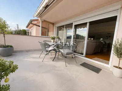 House for sale in Škurinje, 240 m² - 8