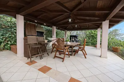 House for sale in Škurinje, 240 m² - 9