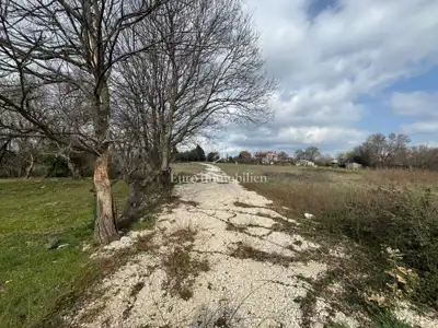 Građevinsko zemljište 966 m², Labin - mirna lokacija - 3