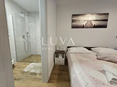 Villa 380 m², Koprivno - Pool und Panoramablick - 15