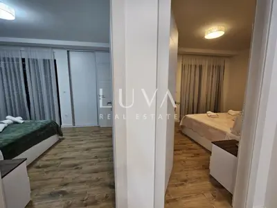 Villa 380 m², Koprivno - Pool und Panoramablick - 11