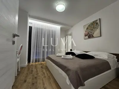 Villa 380 m², Koprivno - Pool und Panoramablick - 18