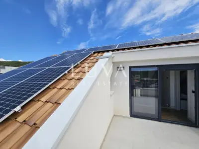 Villa 380 m², Koprivno - Pool und Panoramablick - 4