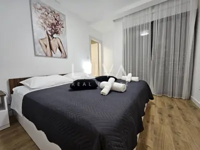 Villa 380 m², Koprivno - Pool und Panoramablick - 16