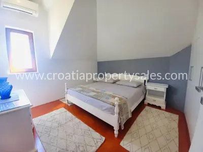 Apartment, Brač, 112 m², 3-bedroom, 540 000 € - 11