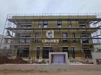 Wohnung 78 m², Umag - 600 m vom Meer und Strand entfernt