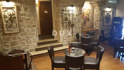 Commercial space 152 m², Rovinj - historical core - 8