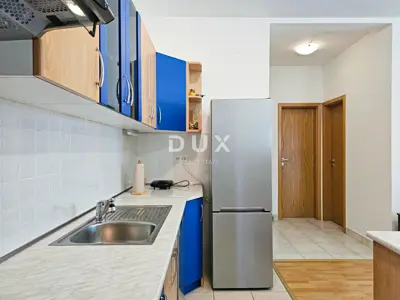 House 214 m², Barbat na Rabu - 100 m from the sea and boat moorings - 13