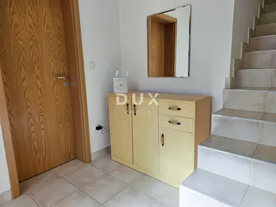 House 214 m², Barbat na Rabu - 100 m from the sea and boat moorings - 7