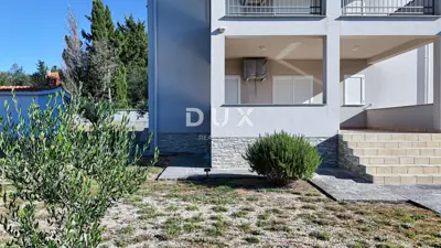 House 214 m², Barbat na Rabu - 100 m from the sea and boat moorings - 2