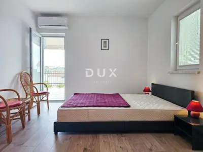 House 214 m², Barbat na Rabu - 100 m from the sea and boat moorings - 17