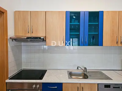 House 214 m², Barbat na Rabu - 100 m from the sea and boat moorings - 12