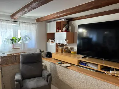 Apartment 71 m², Pula - Kaštanjer, two-level Austro-Hungarian - 12