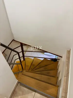 Apartment 71 m², Pula - Kaštanjer, two-level Austro-Hungarian - 9