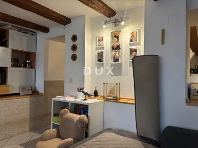 Apartment 71 m², Pula - Kaštanjer, two-level Austro-Hungarian - 17
