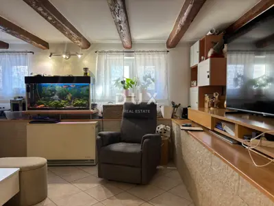 Apartment 71 m², Pula - Kaštanjer, two-level Austro-Hungarian - 18