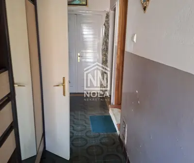 Kuća 300 m², Žarovnica - imanje uz potok i bunar - 9