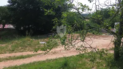Građevinsko zemljište 800 m², Labin - struja i voda na terenu - 4