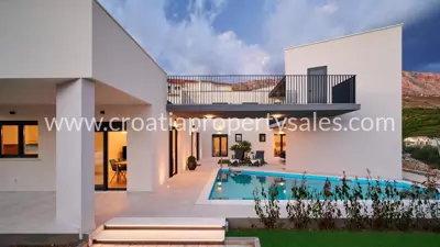 Villa 255 m², Omiš - near the sea - 3