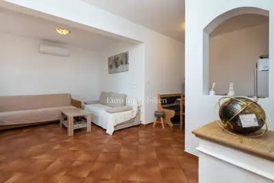 Dvosobni apartman s pogledom na more - 5