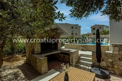House 240 m², Trogir - south orientation and top location - 12
