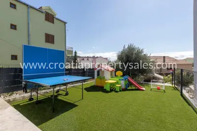 House 240 m², Trogir - south orientation and top location - 13