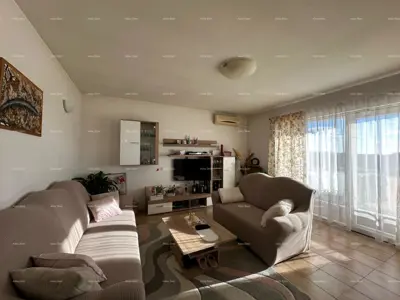 Kuća 92 m², Višnjan - Markovac, panoramski pogled na more - 2