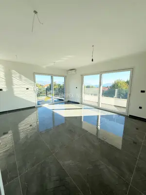 Apartment 89 m², Novi Vinodolski - 3 bedrooms and 2 terraces