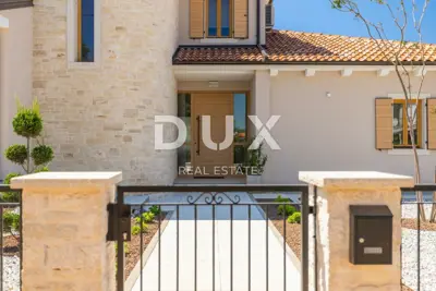 Villa 438 m², Rovinj - luxuriöse Familienvilla mit Pool - 11