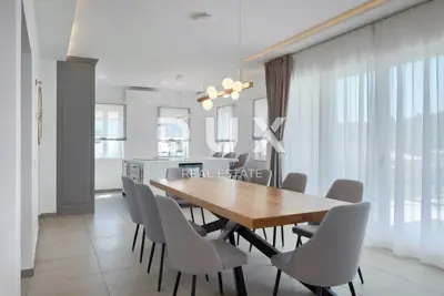 Villa 438 m², Rovinj - luxuriöse Familienvilla mit Pool - 17