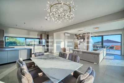 Villa 225 m², Primošten - ruhige Lage nahe dem Zentrum - 17