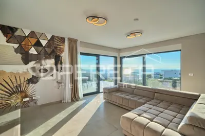 Villa 225 m², Primošten - ruhige Lage nahe dem Zentrum - 7