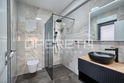 Villa 225 m², Primošten - ruhige Lage nahe dem Zentrum - 22