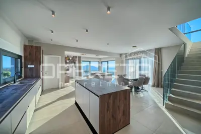 Villa 225 m², Primošten - ruhige Lage nahe dem Zentrum - 15