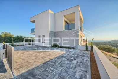 Villa 225 m², Primošten - ruhige Lage nahe dem Zentrum - 14