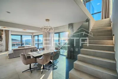 Villa 225 m², Primošten - ruhige Lage nahe dem Zentrum - 1